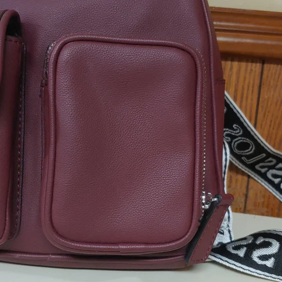 Guess Mini Backpack Bag - Picture 5 of 16